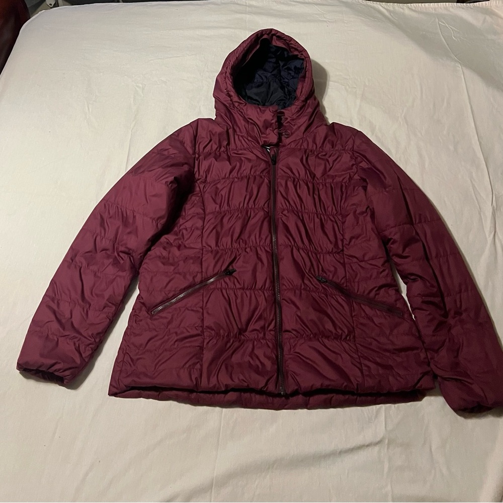 Columbia Women's Burgundy Hooded Jacket